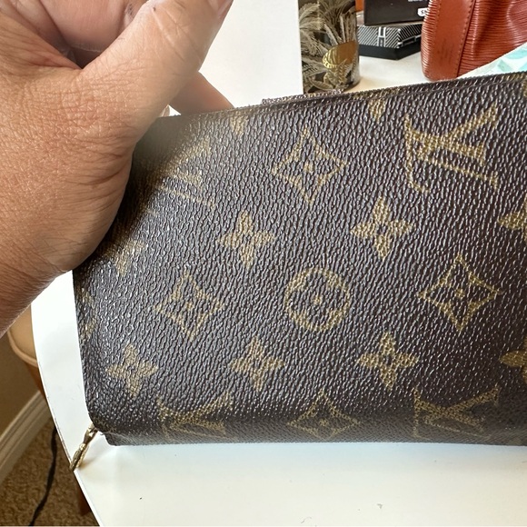 LV bifold wallet - Picture 2 of 16